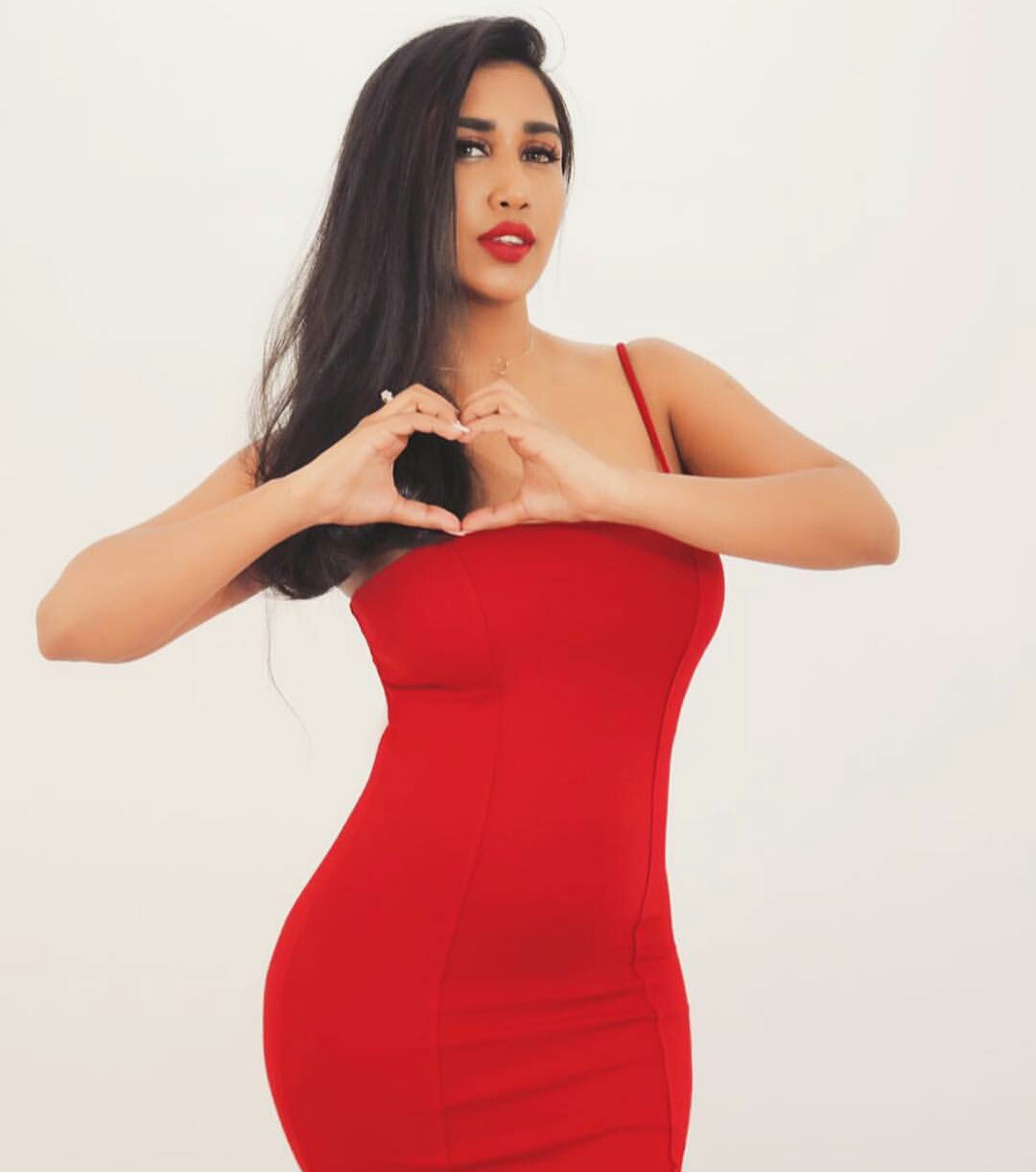 Connaught-Place call girl service